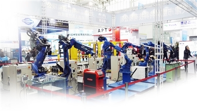 天津?yàn)I海制造發(fā)力，為智能裝備裝上國產(chǎn)“大腦”